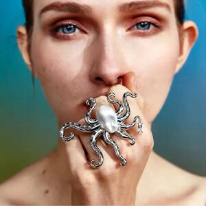 Octopus Silver Pearl Adjustable Ring